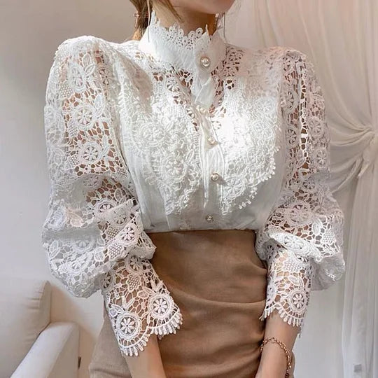 Tove | Long-sleeve shirt with lace and detailing